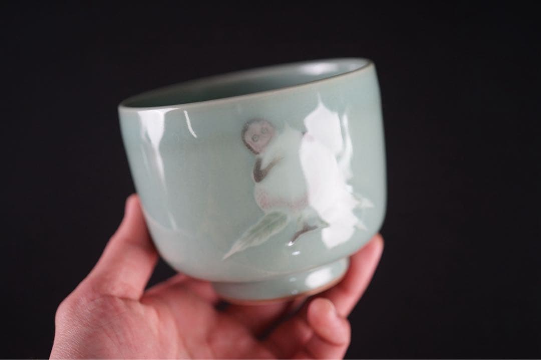 二代 手塚玉堂 作 青磁 桃猿図 茶碗 共箱 共布 栞付 茶道具 美品