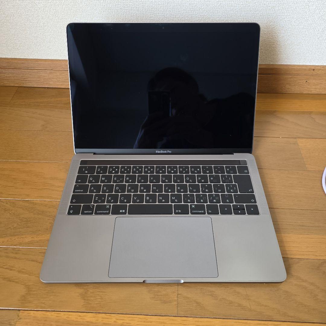 MacBook Pro 2020 8GB/256GB/13インチ/充放電102回