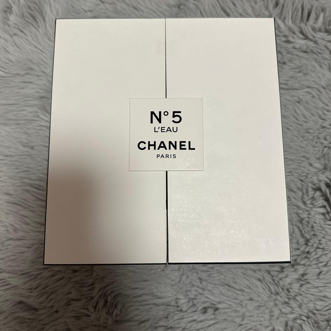 CHANEL No5 L’EAU シャネルロー オードトワレシアターコフレ限定品