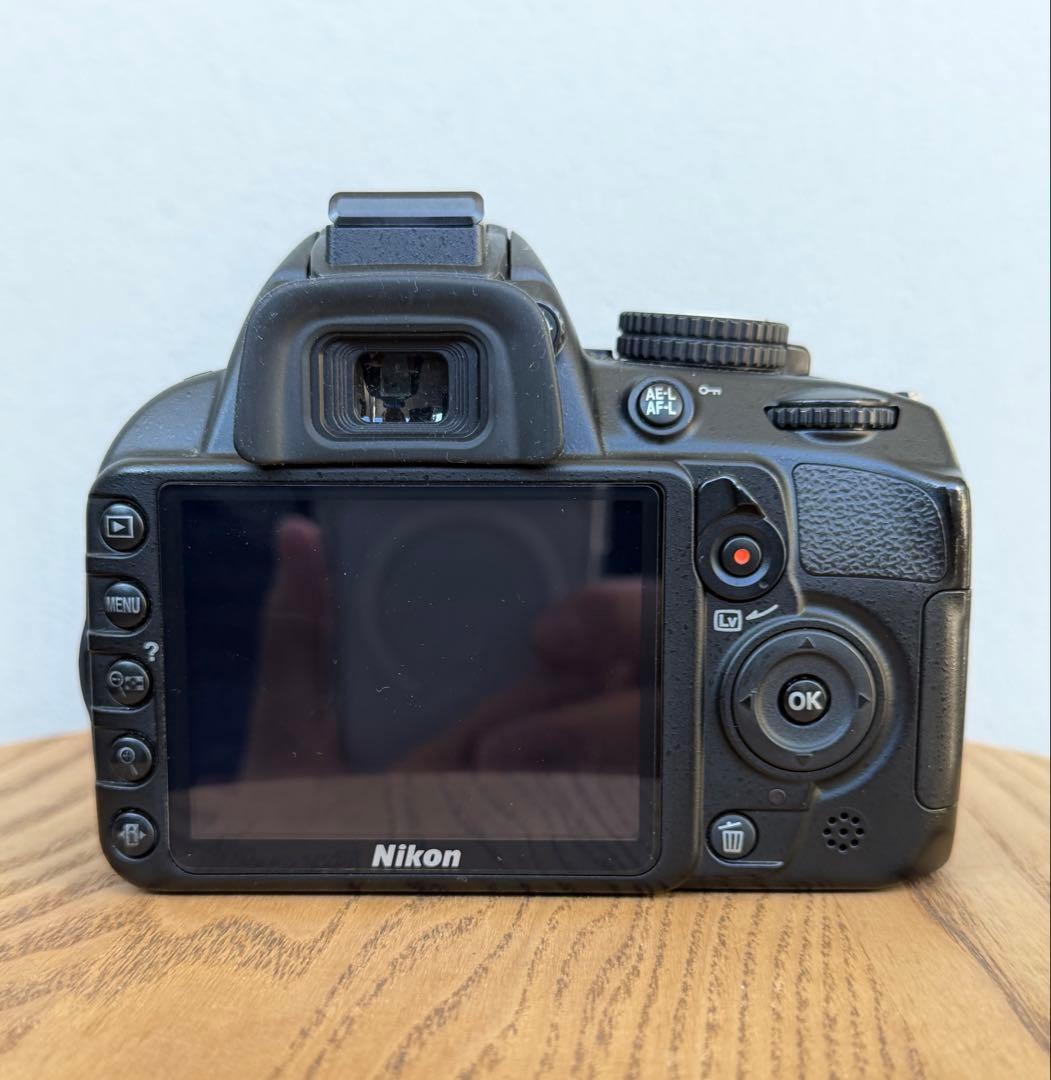 Nikon ニコン D3100 動作品