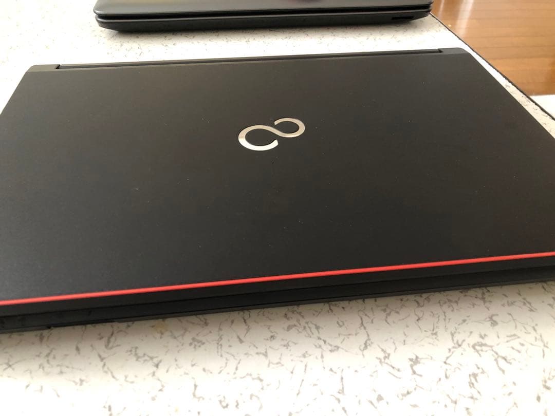 Fujitsu Windows 11 ノートPC ブラック