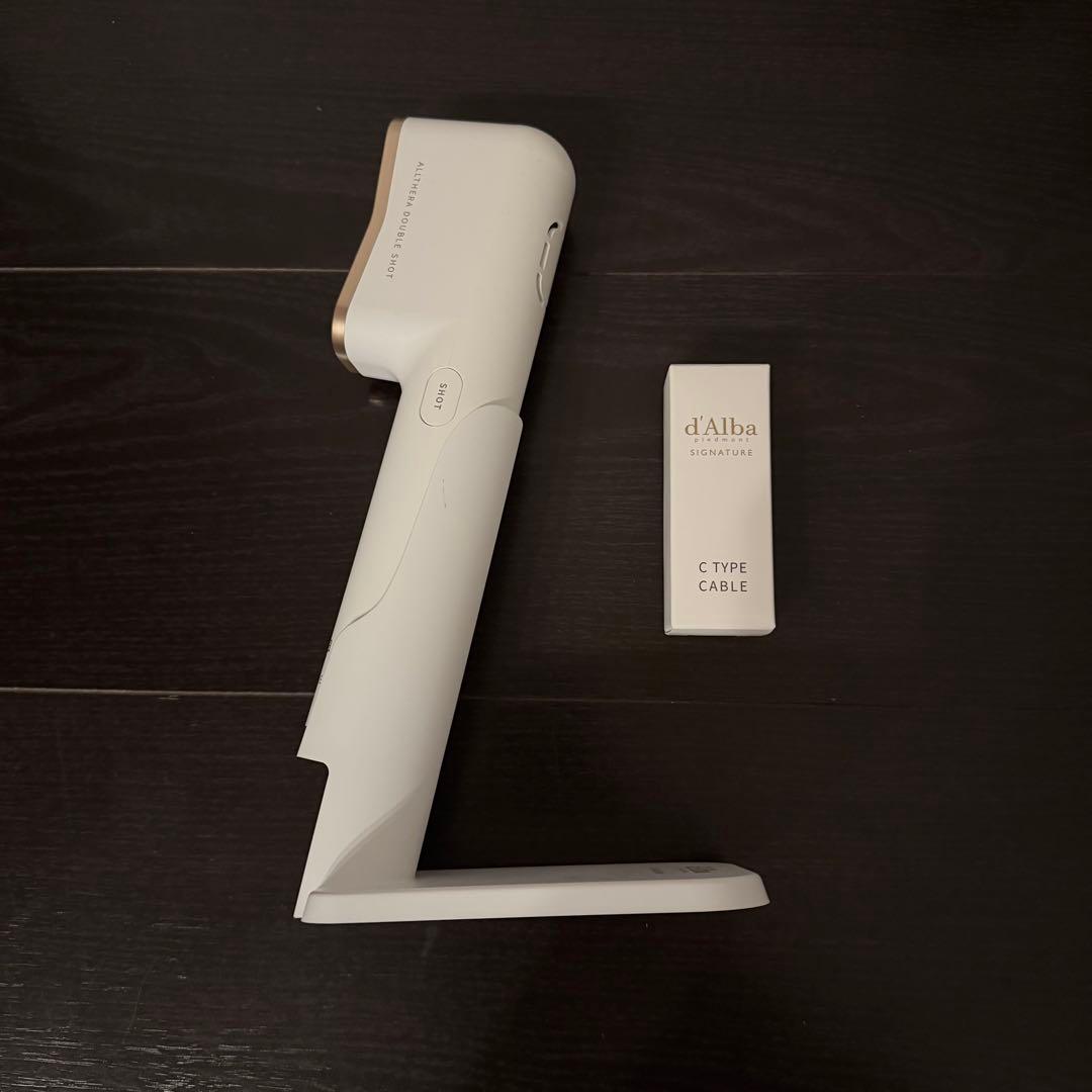d'Alba ダルバ 美顔器 ホワイト Cタイプケーブル付き