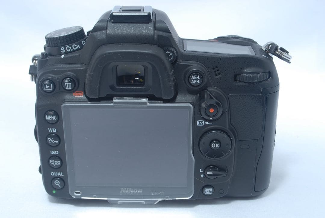 大人気♥️ニコン D7000 ダブルズームレンズセット 動作良好 超望遠レンズ