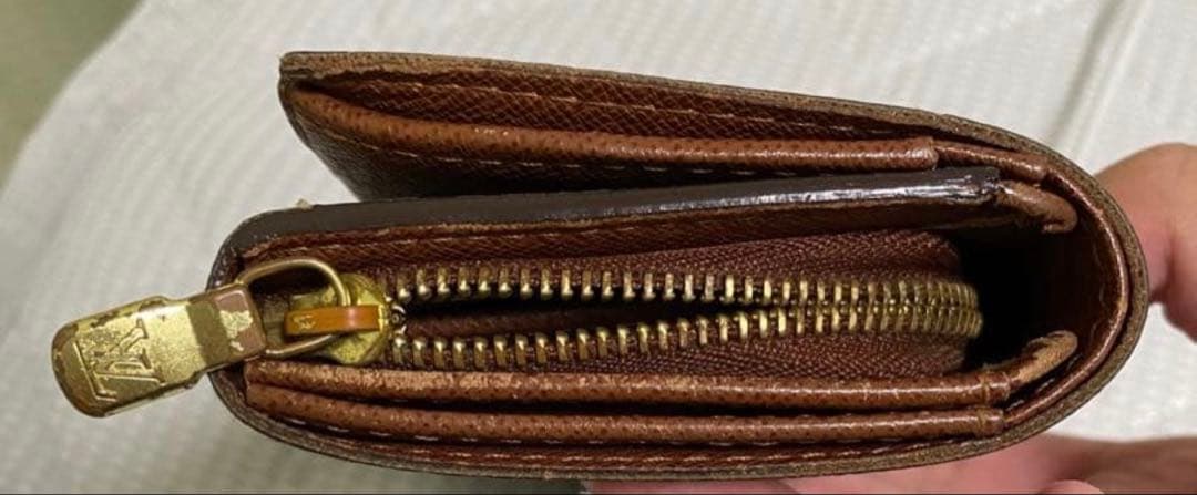 ルイヴィトン モノグラム ポルトモネ ビエ トレゾール 二つ折り財布
