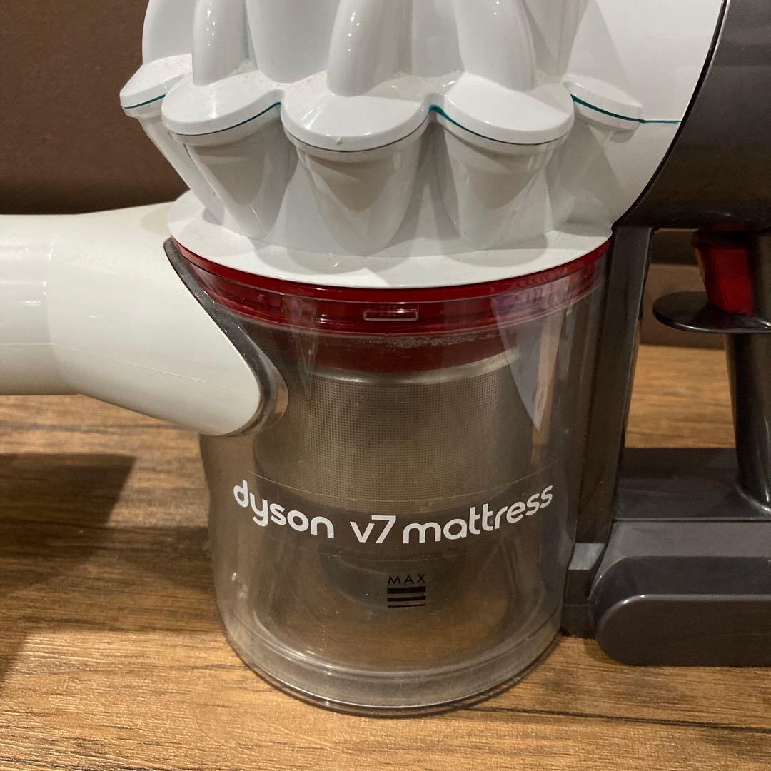Dyson V7 Mattress ハンディクリーナー