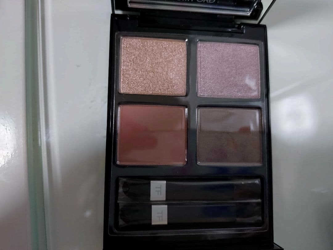 TOM FORD アイ カラー クォード 27B