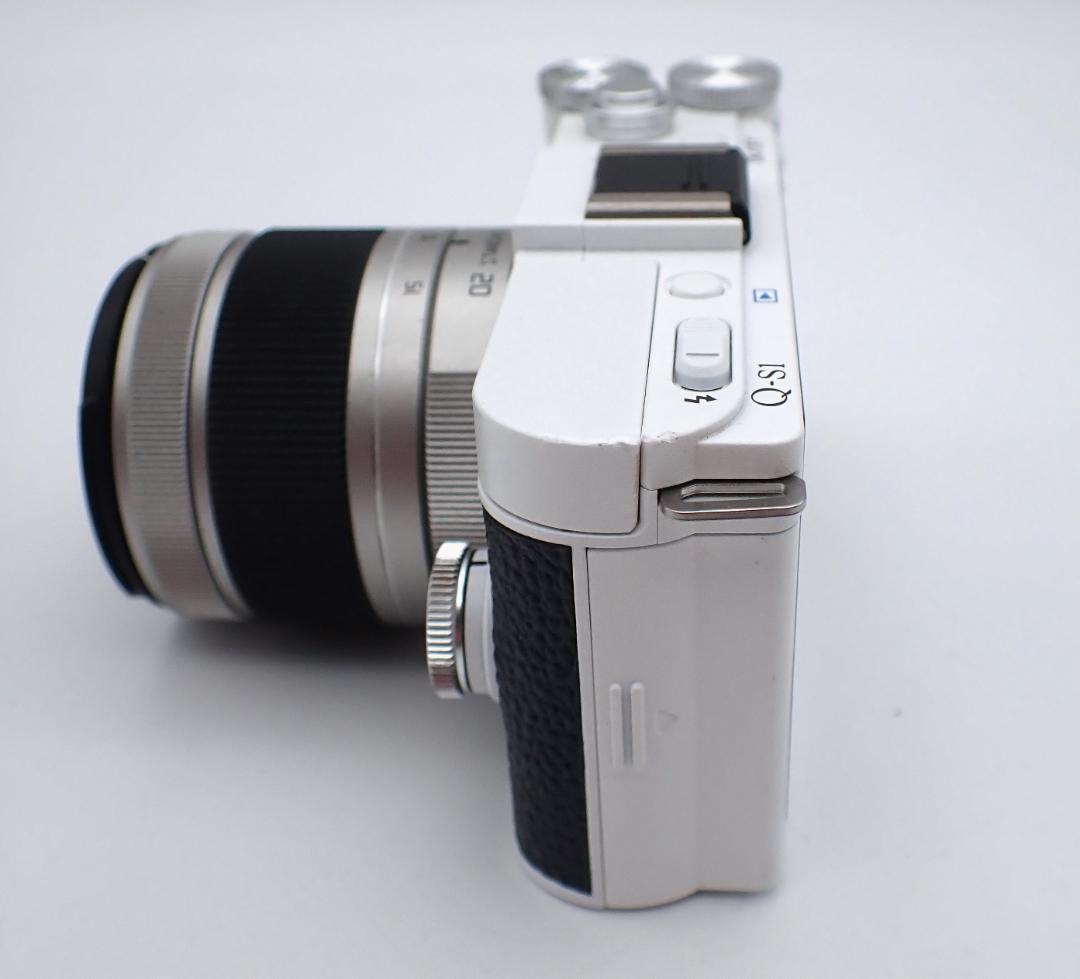限定色PENTAX Q-s1＋02レンズ+バッテリー＋充電器　美品!!