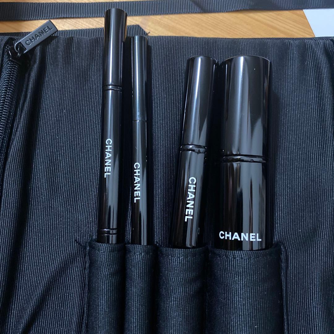 CHANEL レ ザンディスパンサーブル ドゥ シャネル 2017