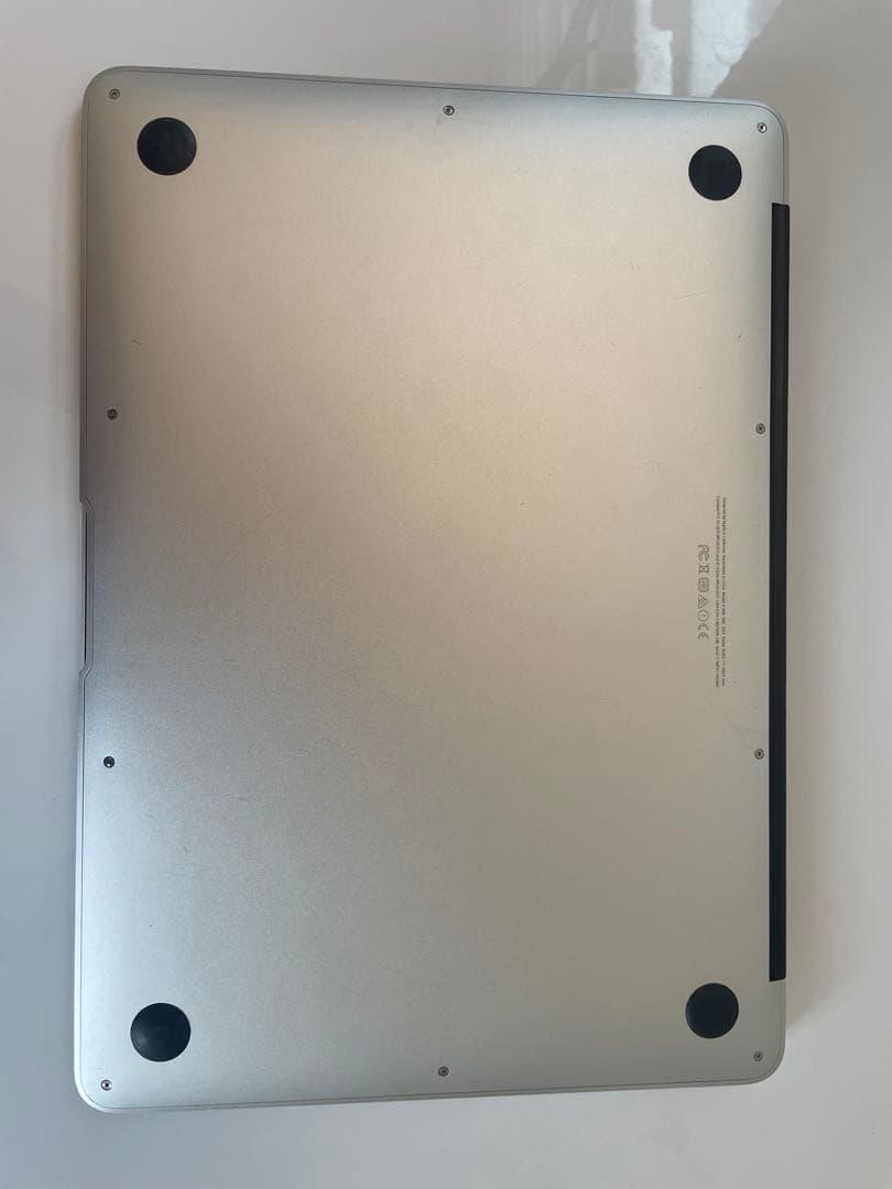 MacBook本体 MacBook Air (13-inch, Early 2015) 128GB
