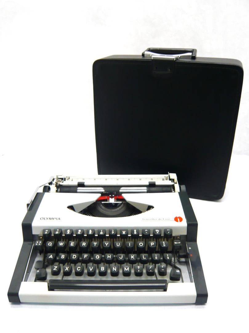 OLYMPIA　Trabeller de Luxe　　英文タイプライター