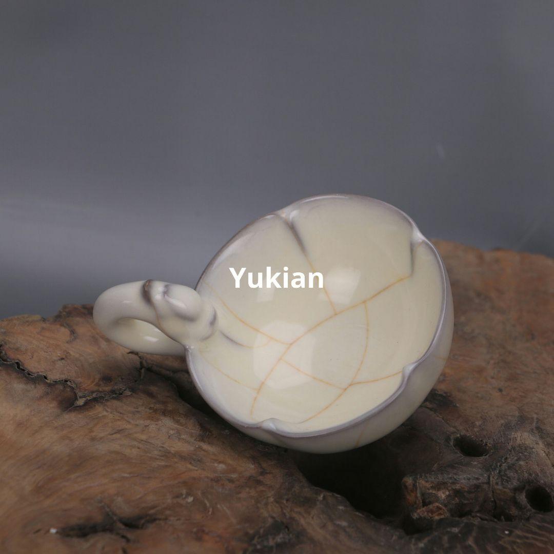 白釉竜柄杯 陶磁器 現代工芸品 美術品 装飾品 置物