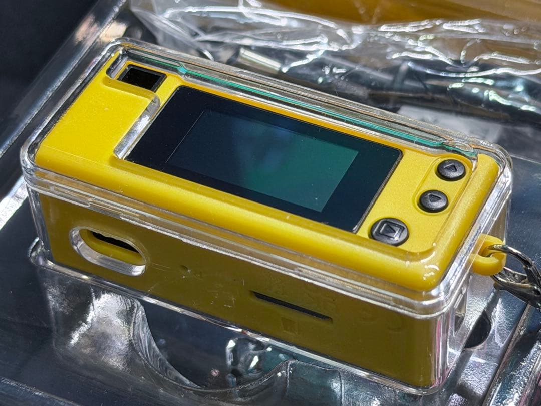 【おまけ付】Kodak Charmera イエローキーチェーンデジタルカメラ　黄