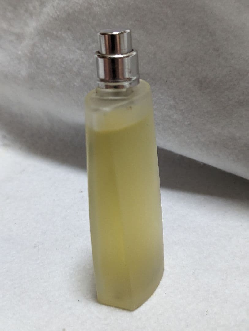 廃盤希少サンスーシべーシックウーマンオードトワレ50ml