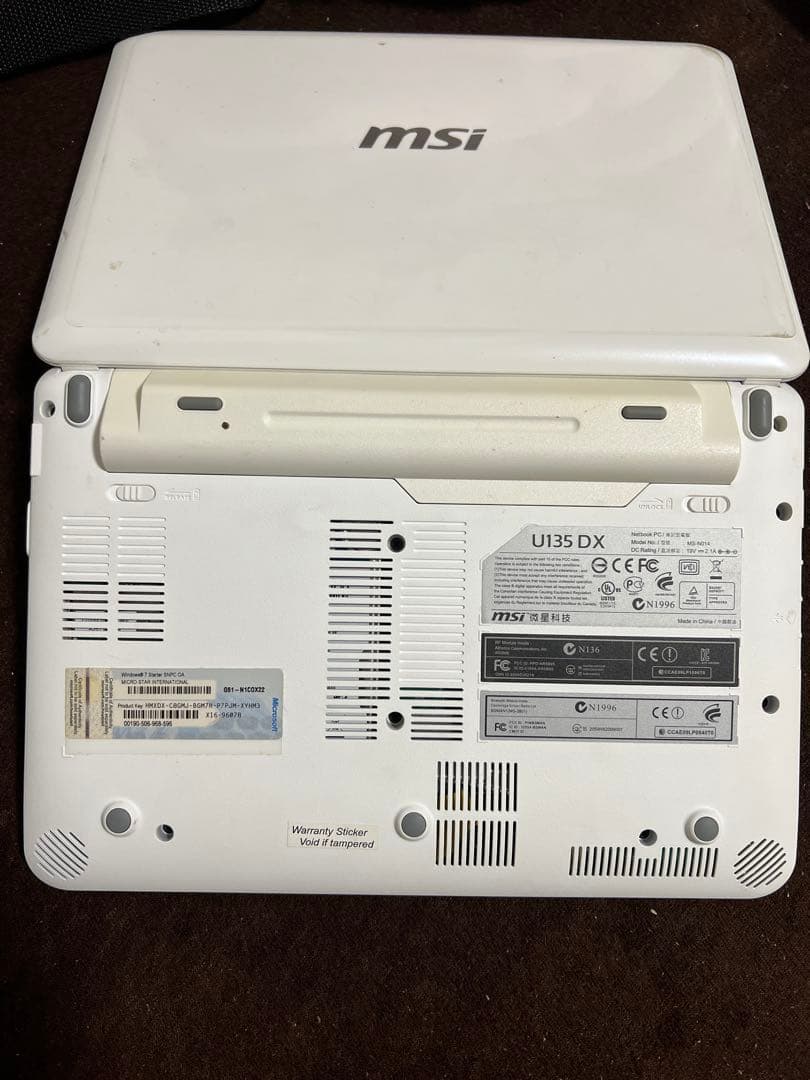 MSI U135DX ホワイト ノートPC