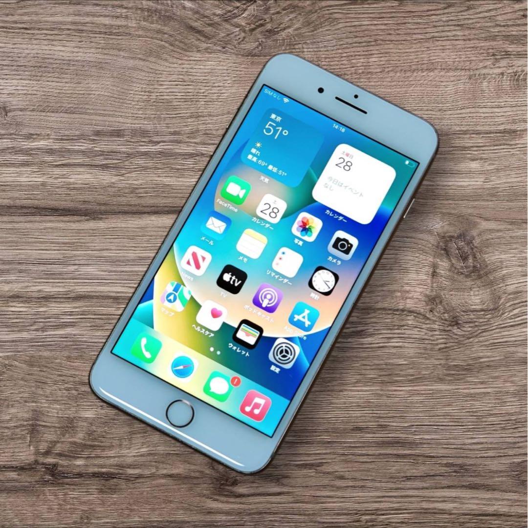 Apple iPhone 8 Plus 64GB SIMフリー