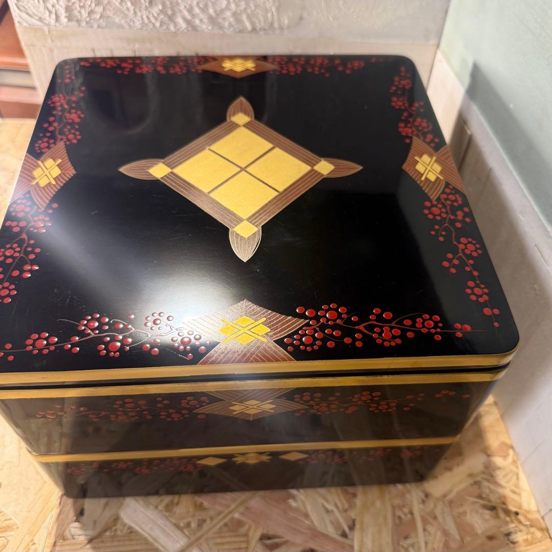 ヴィンテージ 秀衡塗 2段重箱 黒×金×朱 華やか漆器