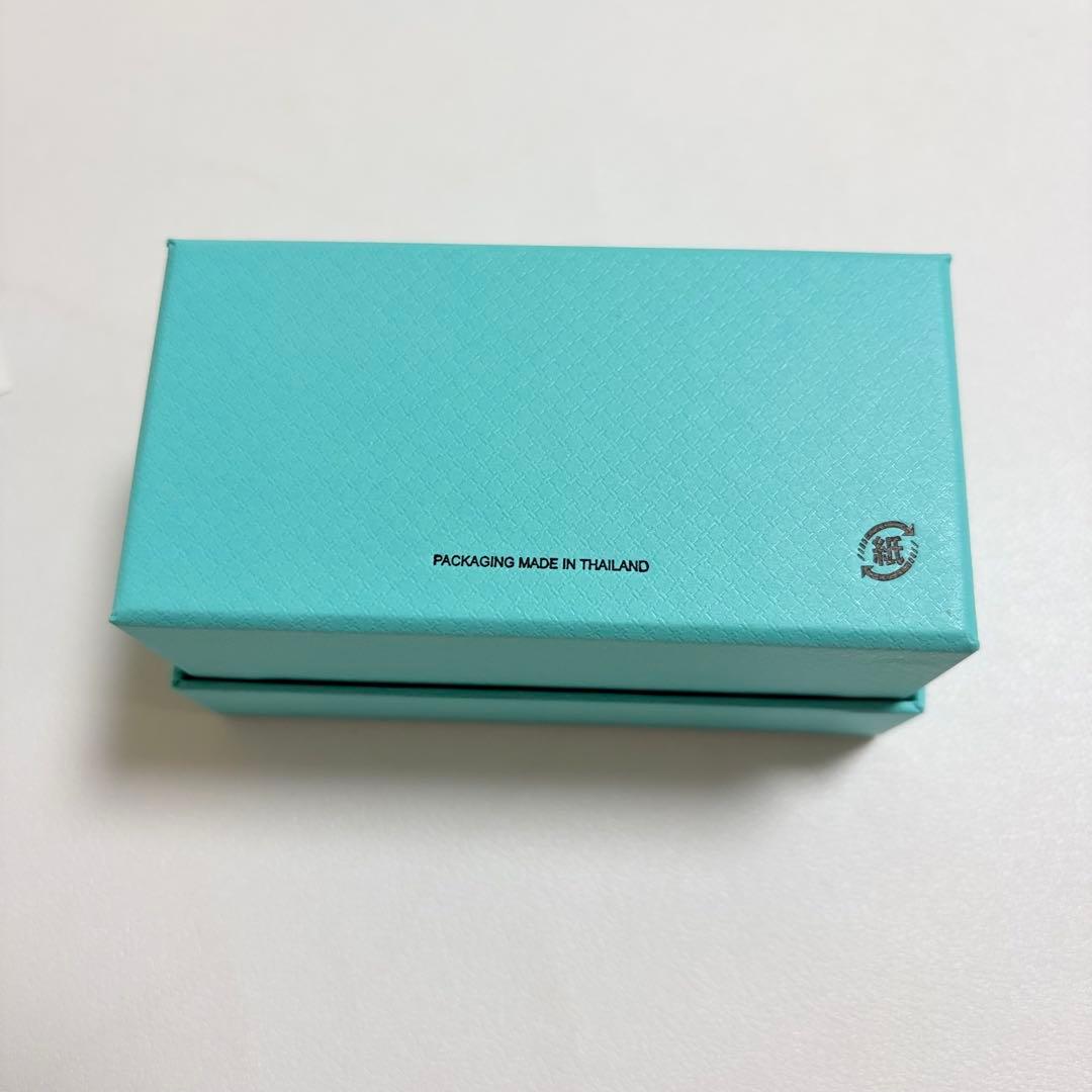 美品　ティファニー　ピアスケース　空箱　現行品　ブルーボックス