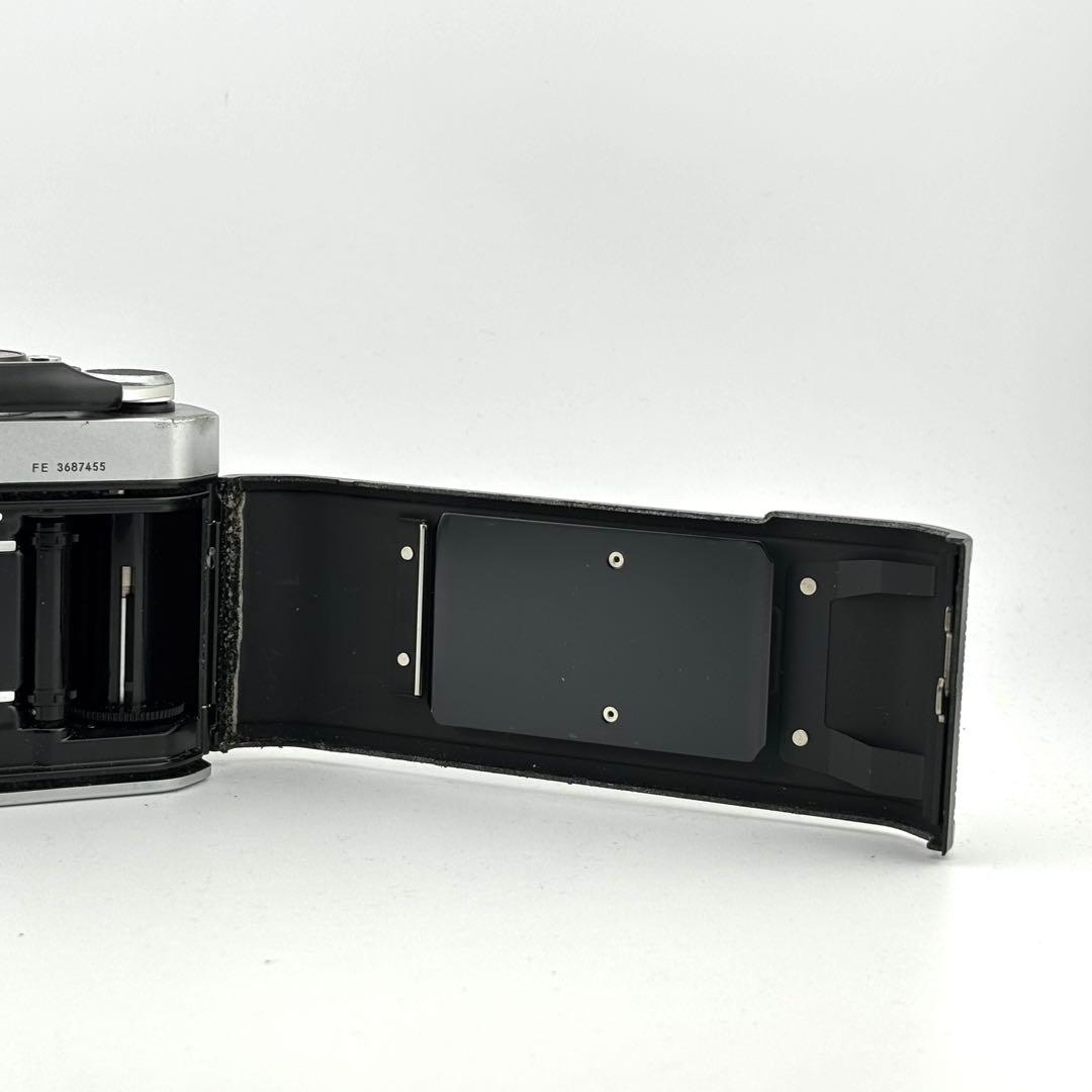 【完動品】Nikon FE シンプルニコン ボディ