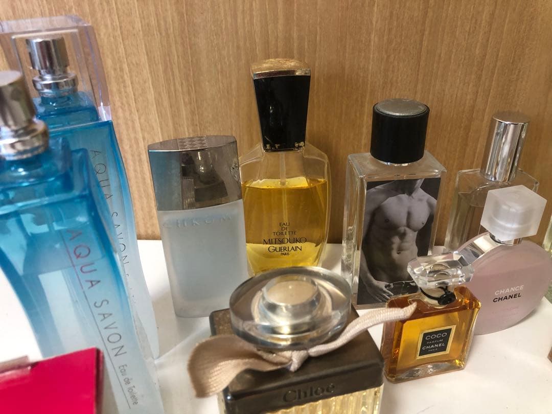 香水まとめ売り CHANEL クロエ ブルガリ Dior など