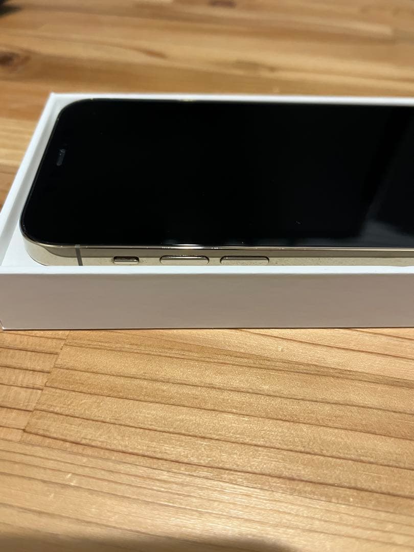 iPhone12 Pro 256GB ゴールド SIMフリー 美品