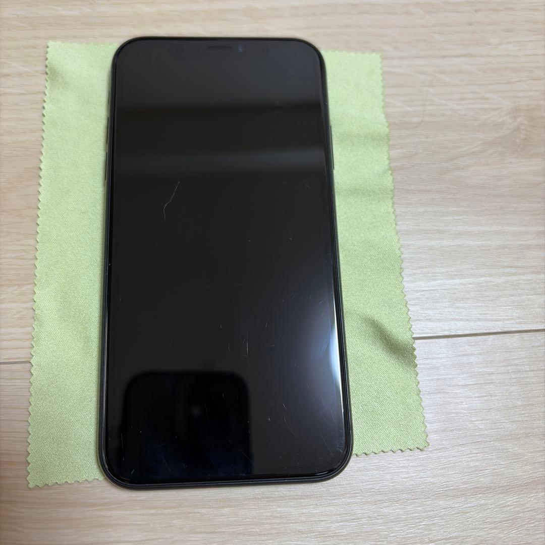 iPhoneXr 64GB 本体　ブラック　黒　背面割れ