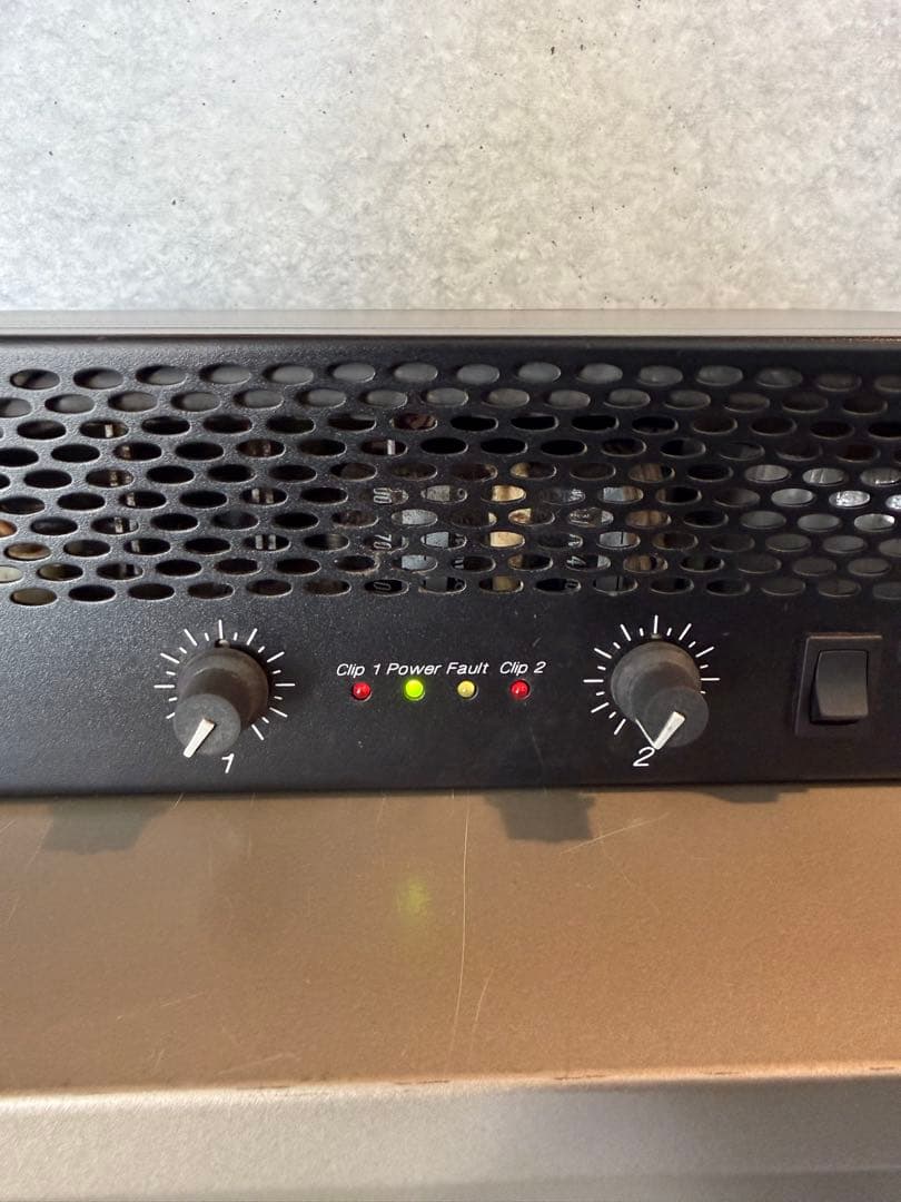 AMCRON XLS 402 パワーアンプ