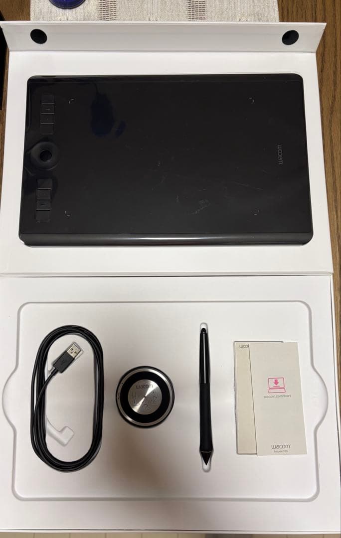 その他 Wacom Intuos Pro PTH-660