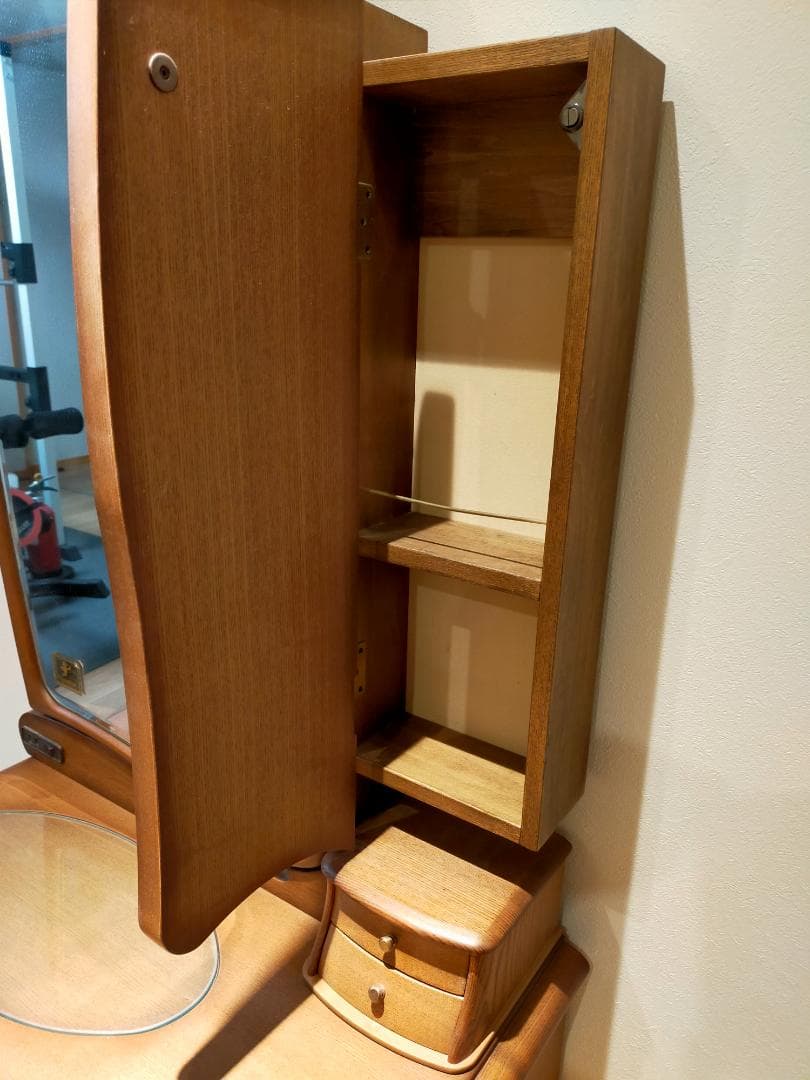 美品　フランスミラー　アンティークドレッサー