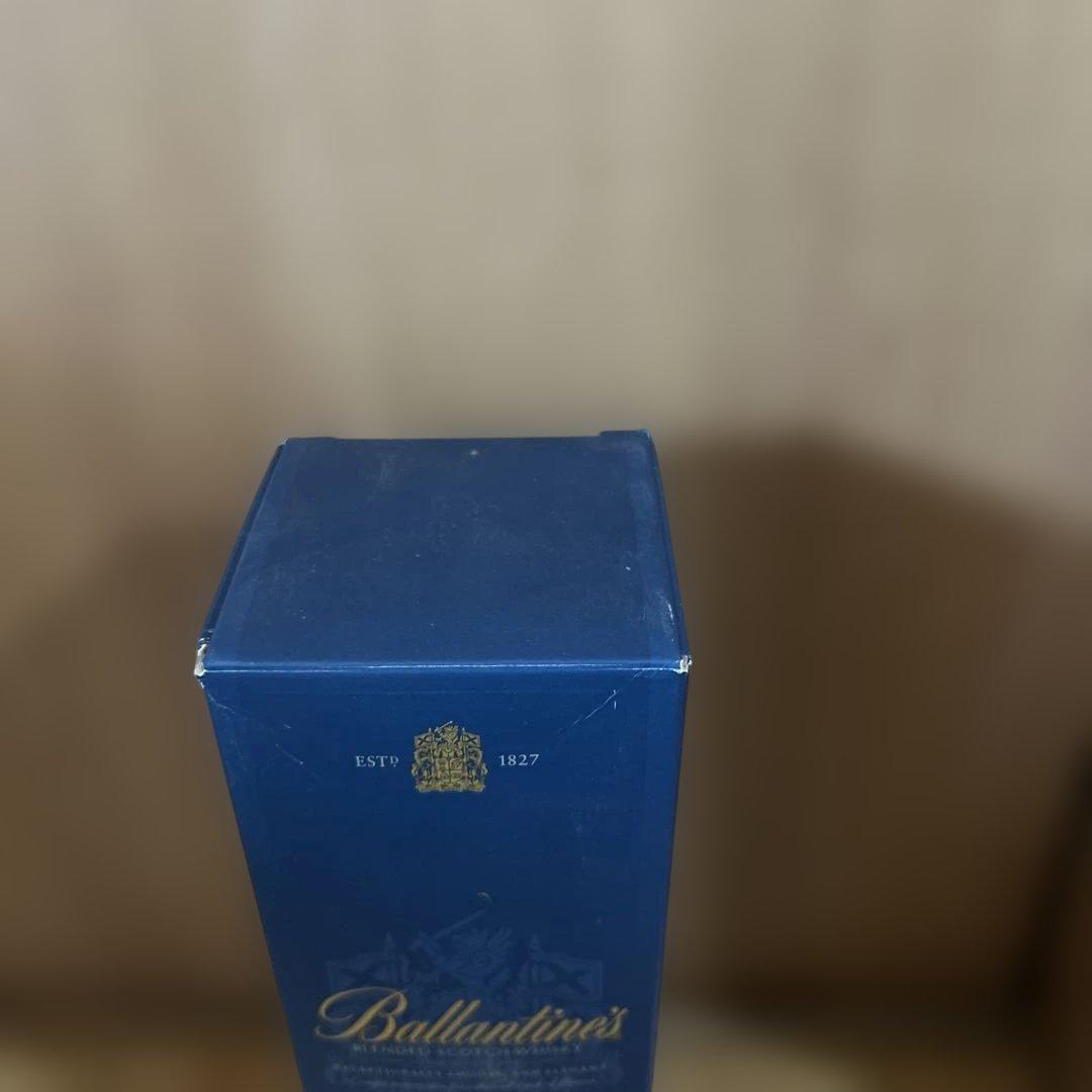 《新品》バランタイン17年 700ml ウイスキー
