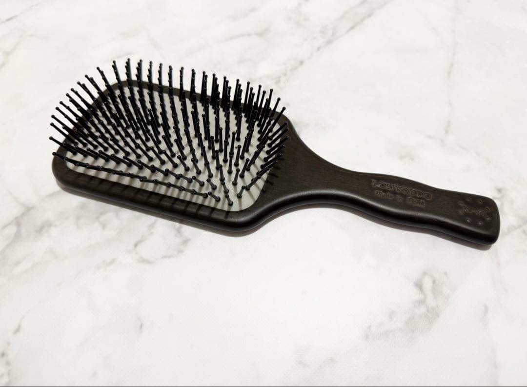 正規品 完売商品 ルーヴルドー パドルブラシ ヘアブラシ 美品 ￼￼入手困難