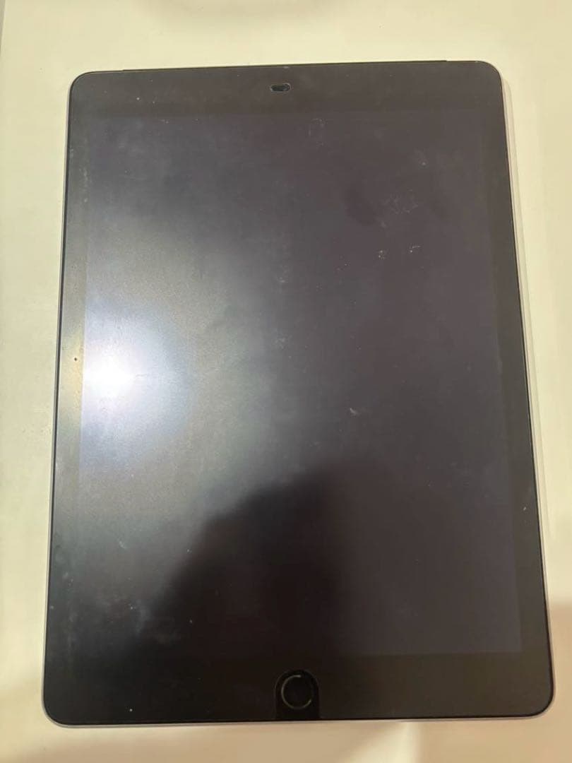 Apple iPad シルバー 本体 iPad Air 2