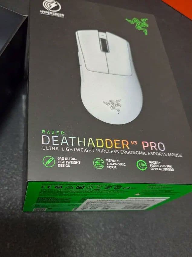 Razer DeathAdder V3 Pro ホワイト