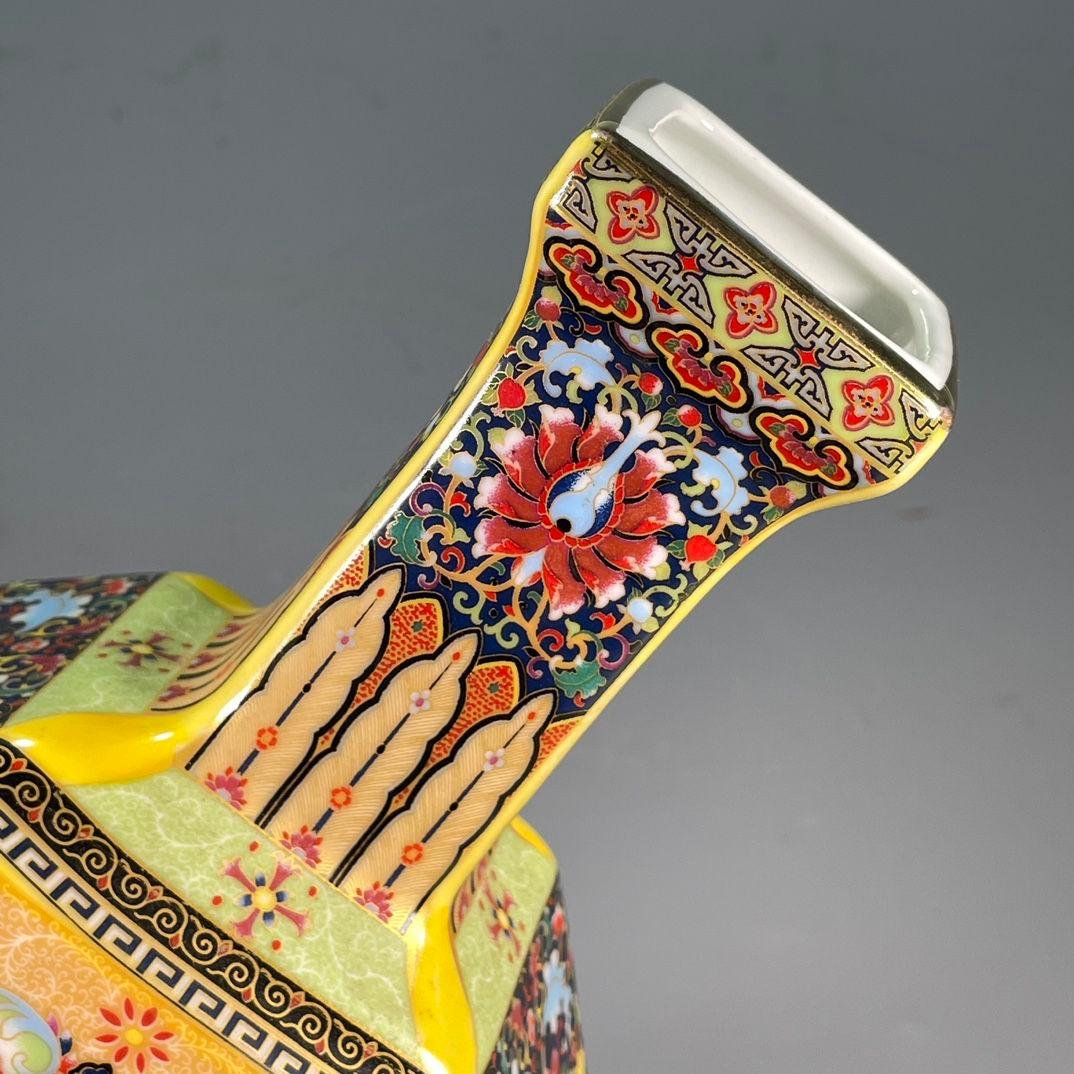 琺瑯彩窓花鳥四方瓶 景徳鎮 陶磁器 装飾品 現代工芸品 美術品 置物