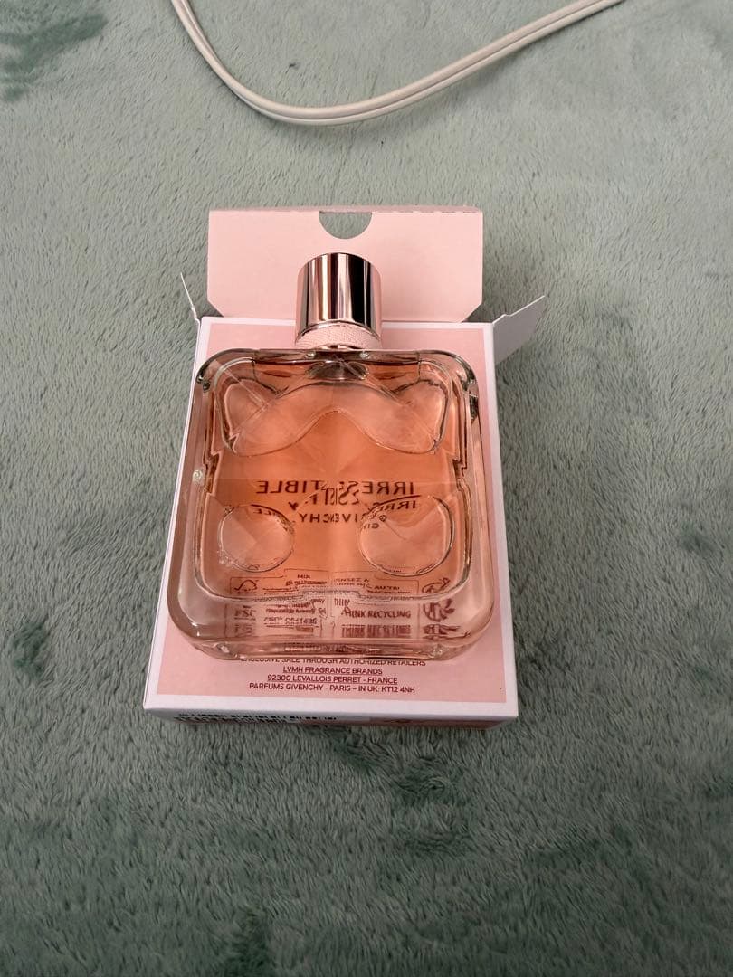 香水(女性用) IRRESISTIBLE GIVENCHY Eau de Parfum 50ML