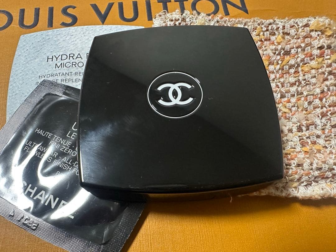 【試供品付き】CHANEL アイシャドウパレット 4色