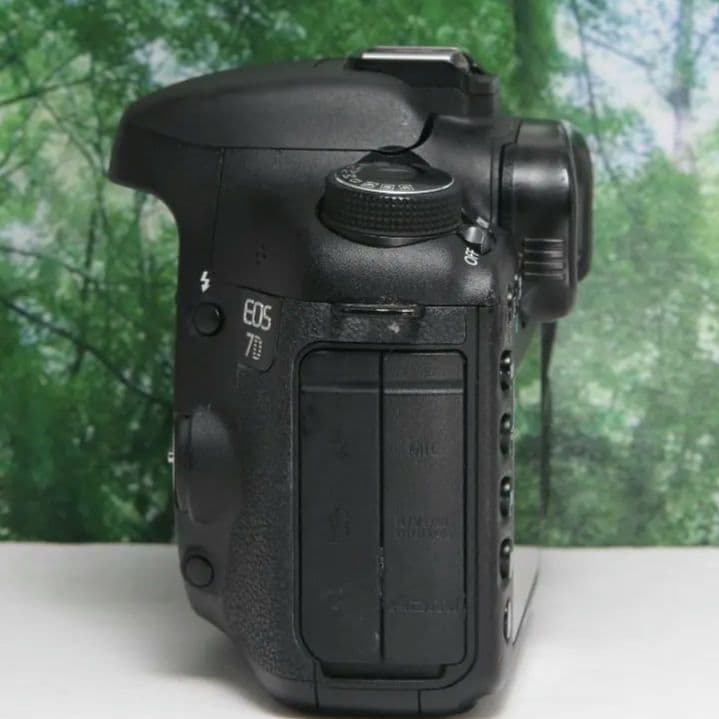 ❤️Canon EOS7Dダブルレンズ☆スマホに転送&超高画質で動画も撮れる❤️
