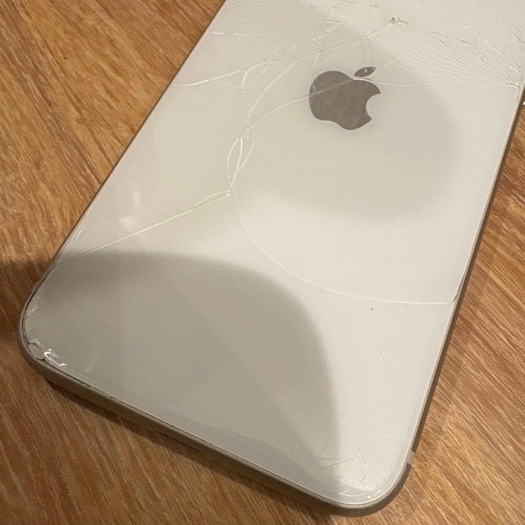 iPhoneSE 第3世代　本体　128G