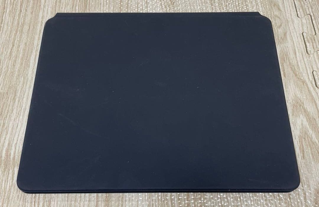 マジックキーボードiPadAir13インチ、Pro12.9インチ（第３〜第6）用