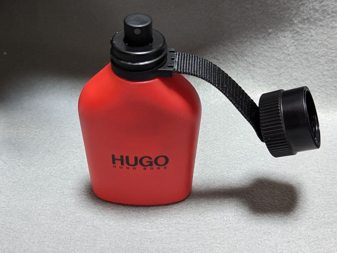 希少ヒューゴボスレッドオードトワレ75ml