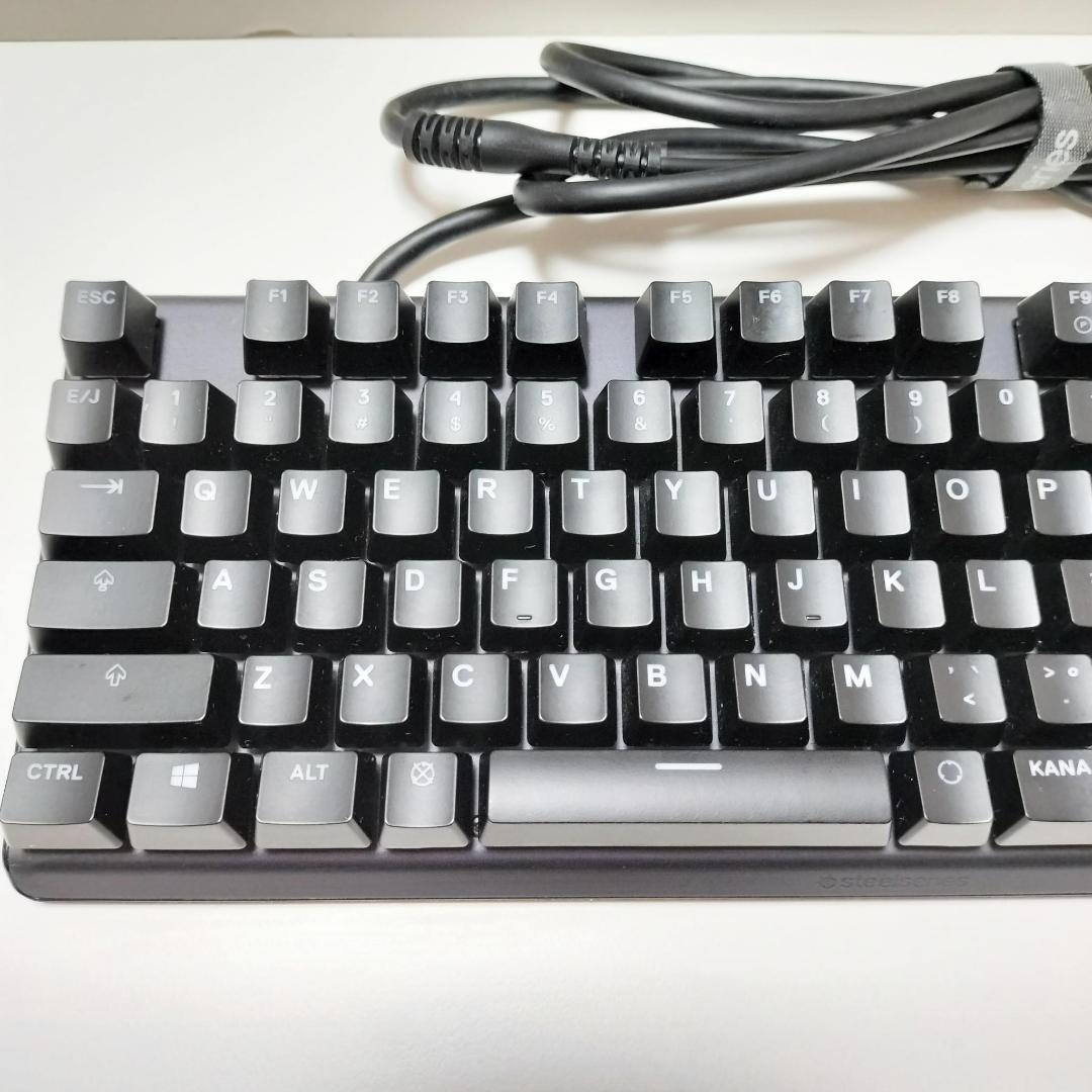 断捨離中☆ホワイト様　SteelSeries Apex Pro TKL