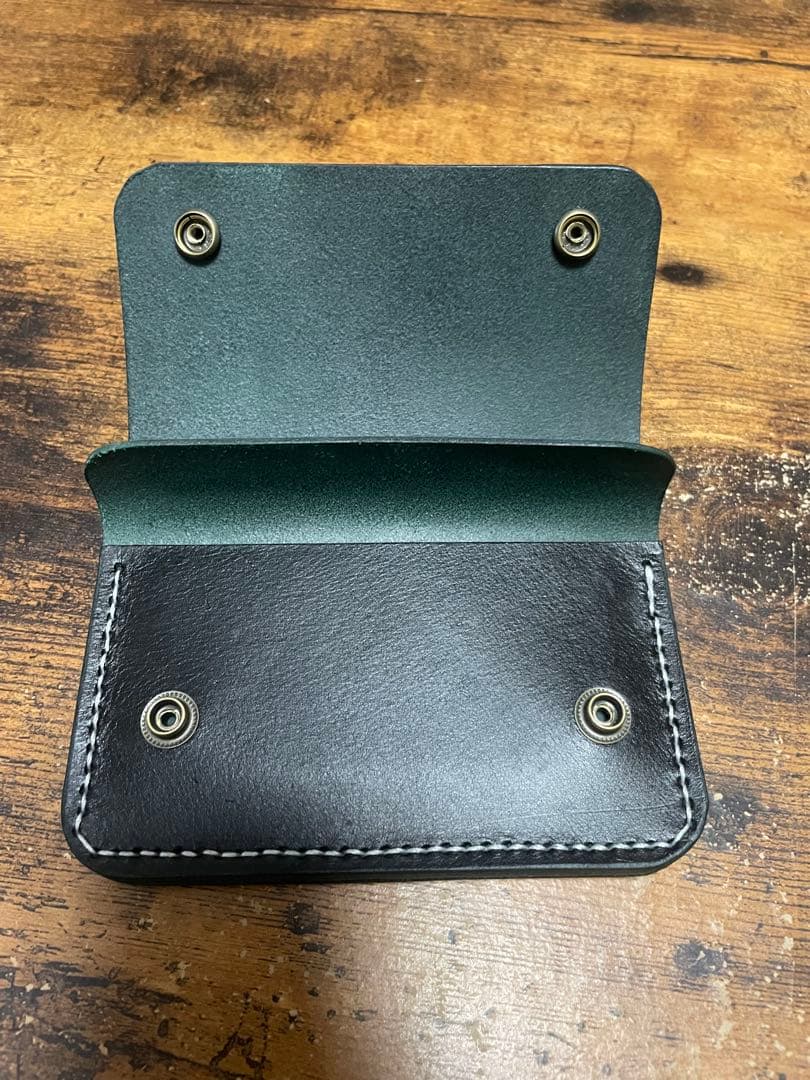 ヌメ革 ショートウォレット ブラック 手縫い ハンドメイド コンパクト財布