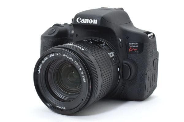 【ショット数わずか917回】Canon EOS Kiss X8i レンズキット