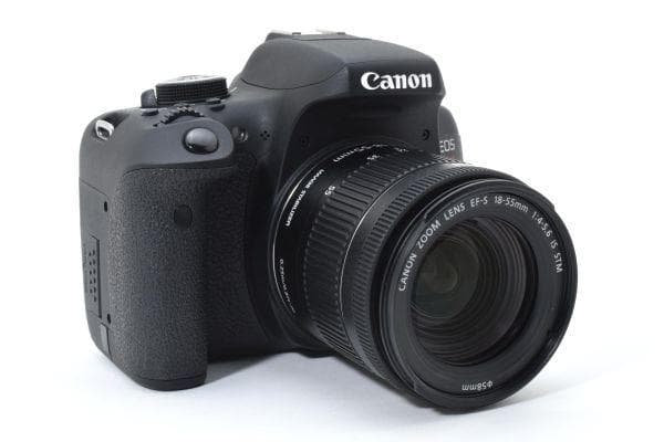 【ショット数わずか917回】Canon EOS Kiss X8i レンズキット