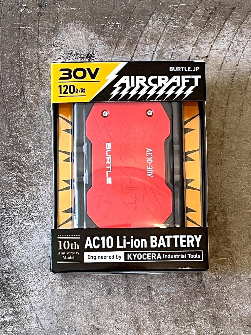 最新30V 新品 バートル AC10 ファンバッテリーセット 空調服用 赤セット