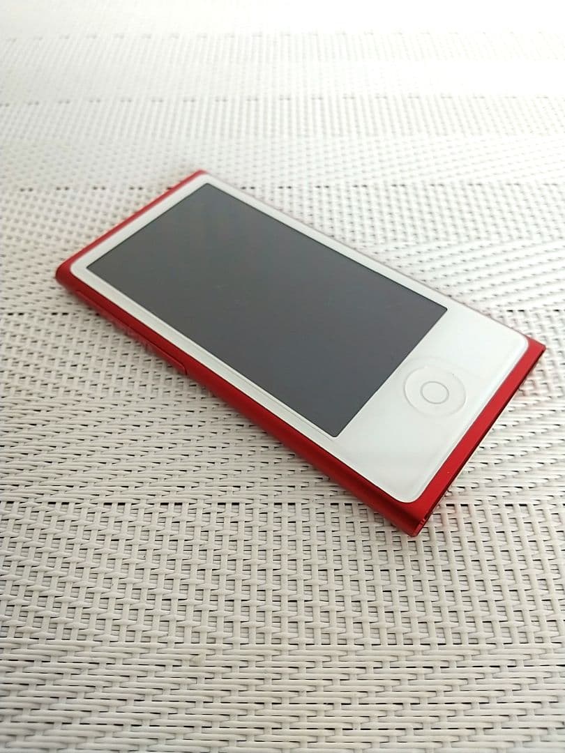 Apple iPod nano 第7世代 16GB レッド