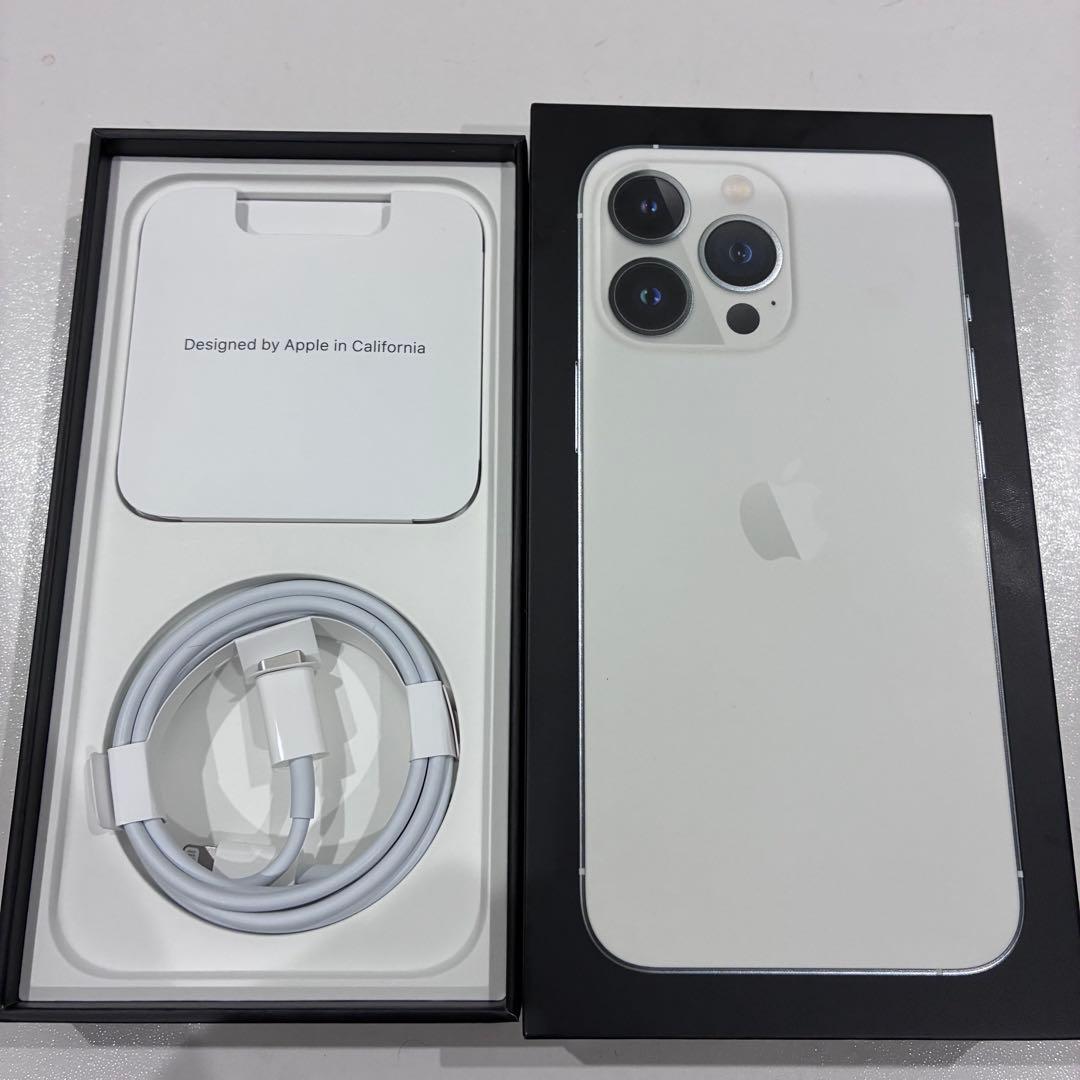 iPhone13 pro 128GBシルバー 背面割れあり SIMフリー 箱付き