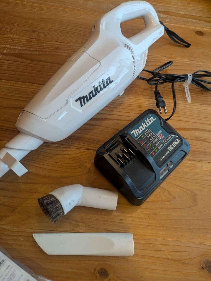 Makita スティッククリーナー 　CL107FD　本体他
