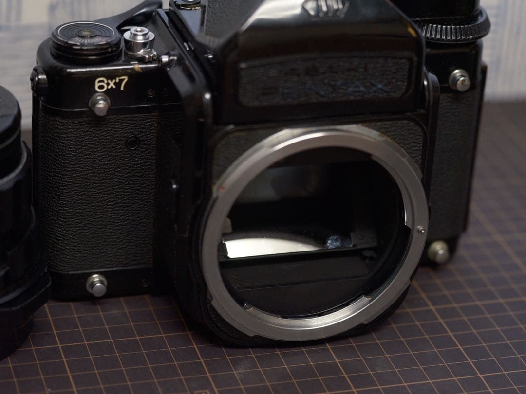 PENTAX67本体 TTLファインダー 105mm f2.4 木製グリップ付き