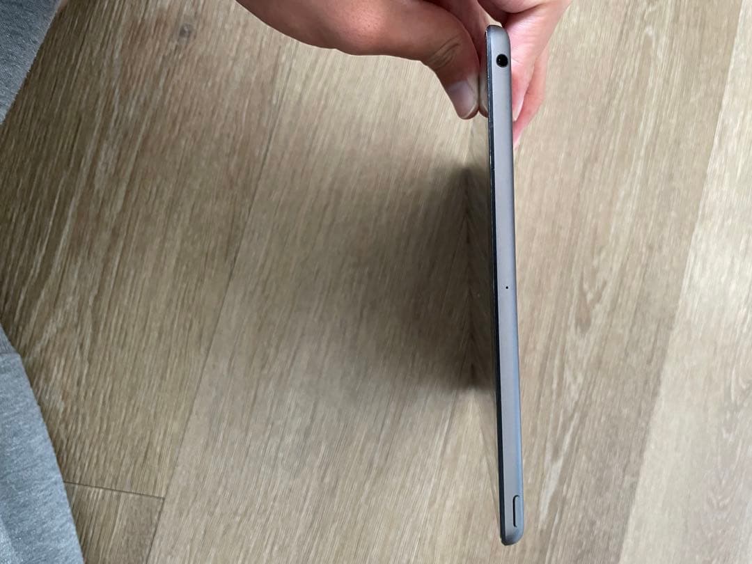 iPad (第9世代) ブラック