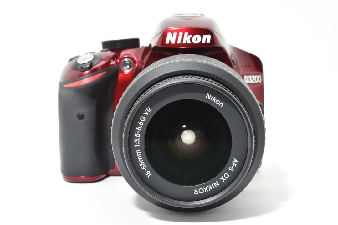 美品 Nikon D3200 赤 レンズセット #9633